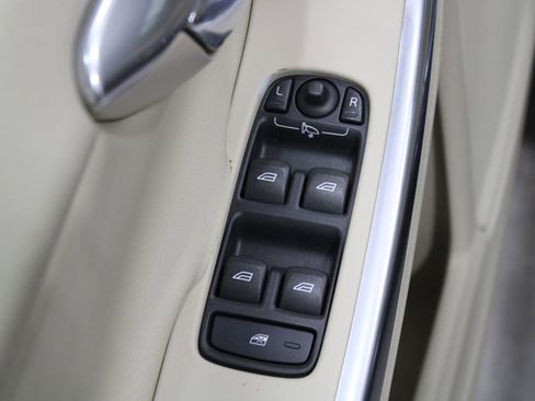 Used 2015 Volvo S60 T5 Platinum FWD image 44