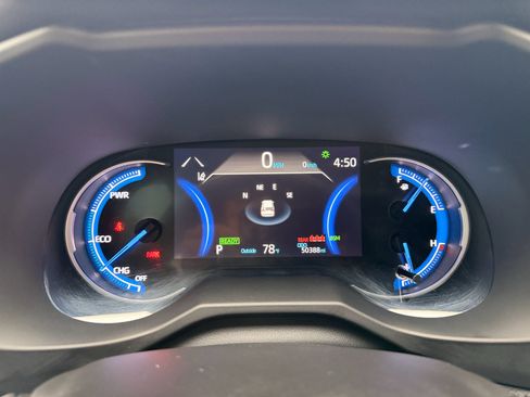 Used 2021 Toyota RAV4 XSE AWD/4WD image 16