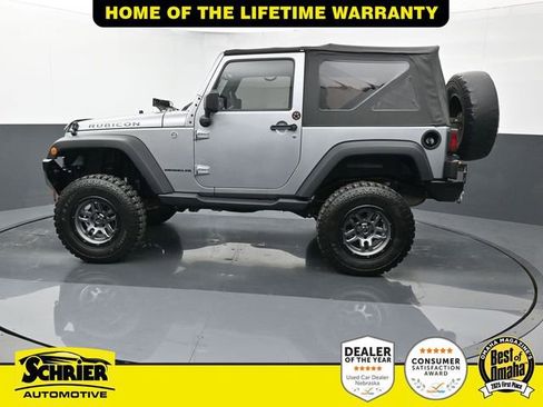Used 2016 Jeep Wrangler Rubicon w/ Power Convenience Group image 4