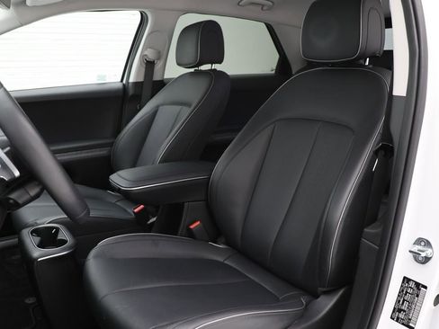 Used 2023 Hyundai Ioniq 5 SEL image 16