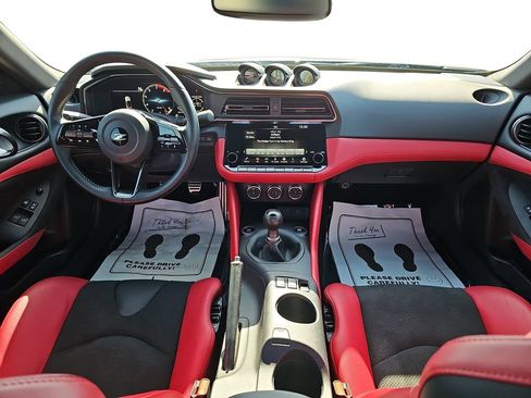 Used 2024 Nissan Z Performance w/ Floor Mat Package image 12