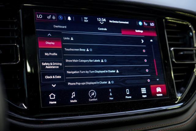 Used 2022 Dodge Durango R/T w/ Blacktop Package AWD/4WD image 42