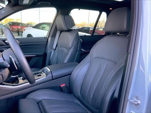 Used 2025 BMW X5 xDrive40i image 7