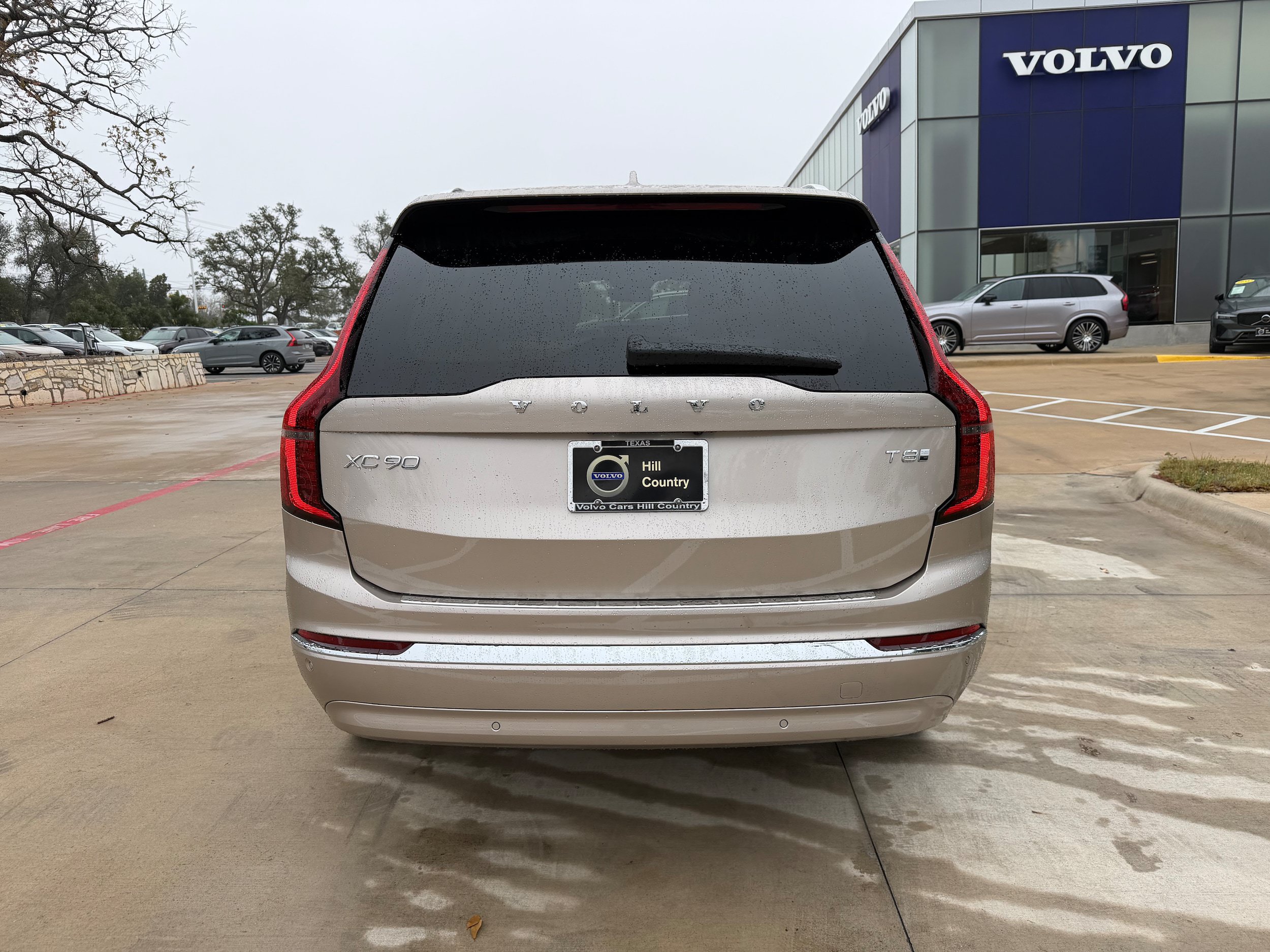 New 2026 Volvo XC90 T8 Plus w/ Protection Package Premier AWD/4WD image 5