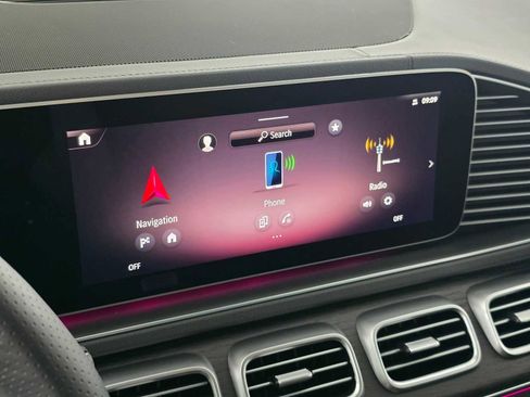 New 2026 Mercedes-Benz GLS 580 4MATIC image 24