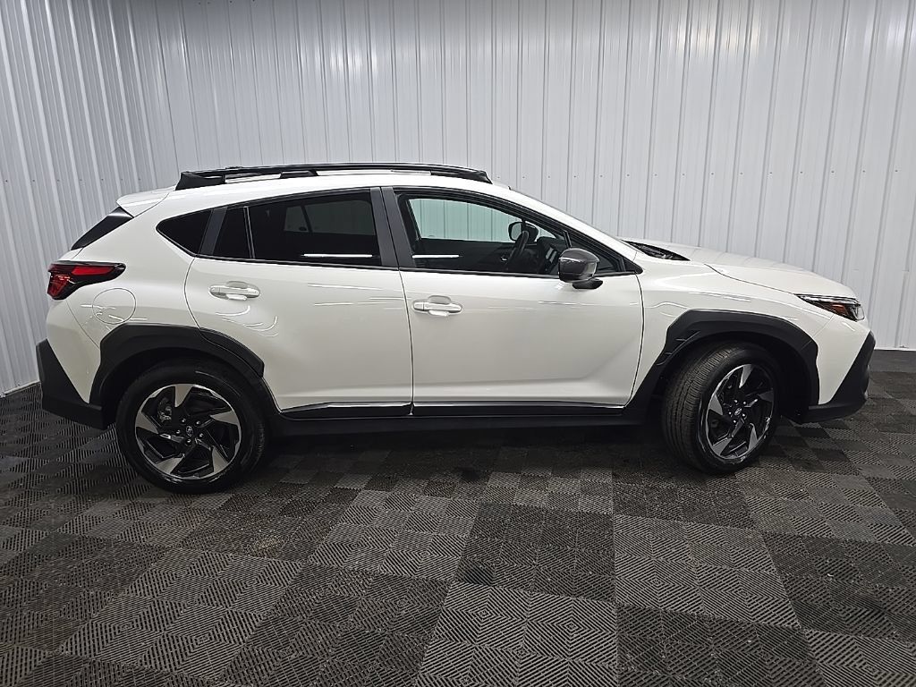 Used 2025 Subaru Crosstrek 2.5i Limited AWD/4WD image 2