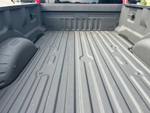 Used 2022 Ford F250 Lariat w/ Black Appearance Package AWD/4WD image 7
