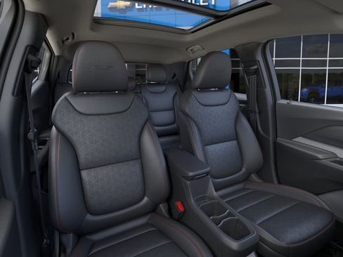 New 2027 Chevrolet Bolt RS w/ Super Cruise Package FWD image 17