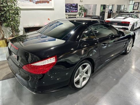 Used 2016 Mercedes-Benz SL 550 image 37