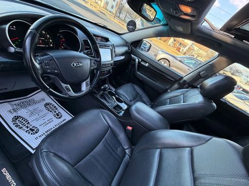 Used 2015 Kia Sorento SX image 10