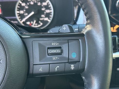 Used 2024 Nissan Pathfinder SL w/ SL Premium Package image 20