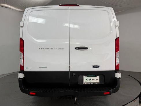Used 2019 Ford Transit 250 130 Low Roof RWD image 8