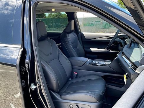 New 2027 INFINITI QX60 Luxe FWD image 38