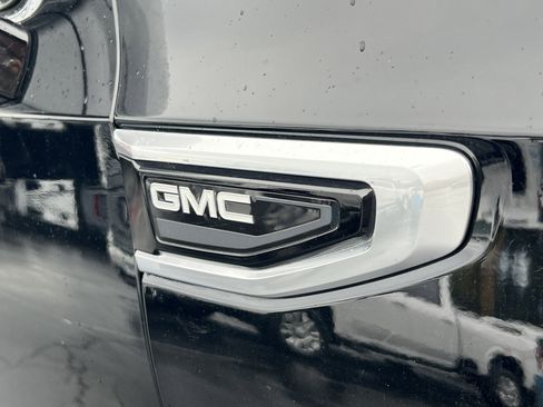 Certified 2022 GMC Yukon XL Denali image 10