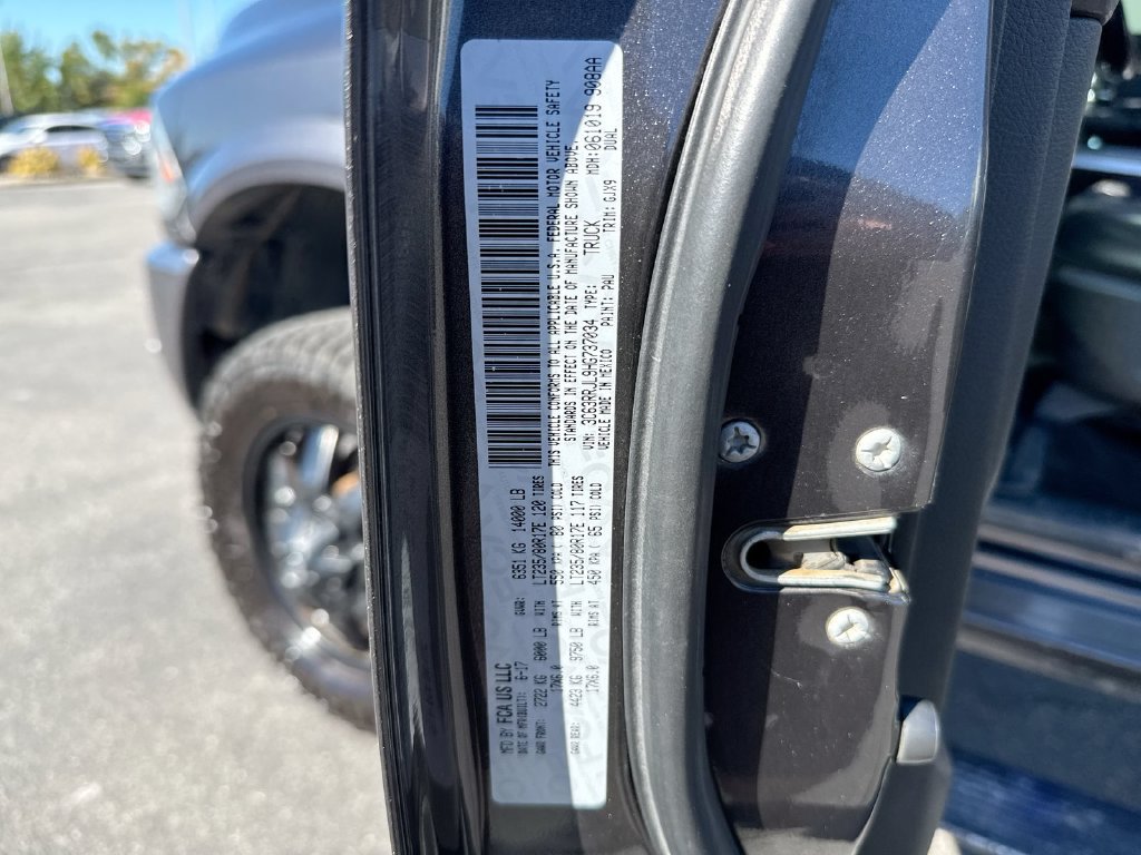 Used 2017 RAM 3500 Laramie AWD/4WD image 29