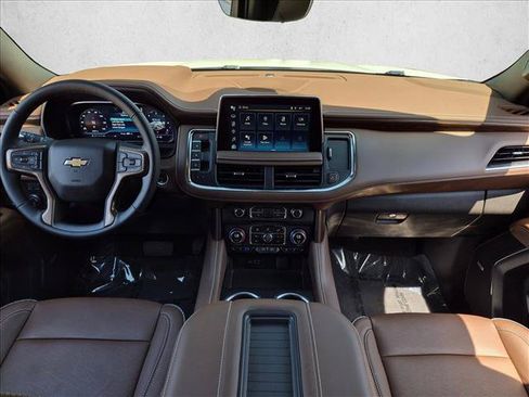 Used 2024 Chevrolet Tahoe High Country AWD/4WD image 20