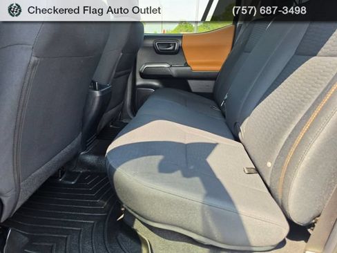Used 2018 Toyota Tacoma SR5 RWD image 27