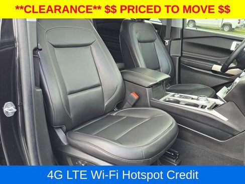 Used 2023 Ford Explorer XLT w/ Equipment Group 202A AWD/4WD image 17