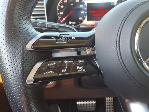 Used 2024 Mercedes-Benz GLS 580 4MATIC image 29