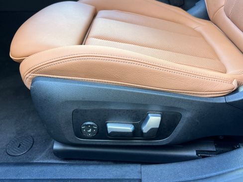 Used 2023 BMW i4 eDrive35 RWD image 14