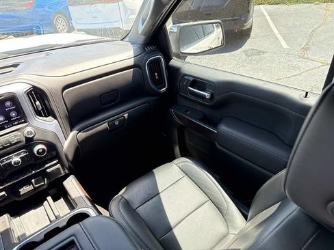 Used 2020 GMC Sierra 1500 SLT w/ SLT Premium Plus Package AWD/4WD image 31