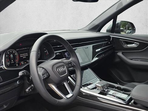 Certified 2026 Audi Q7 3.0T Premium Plus w/ Premium Plus Package AWD/4WD image 13
