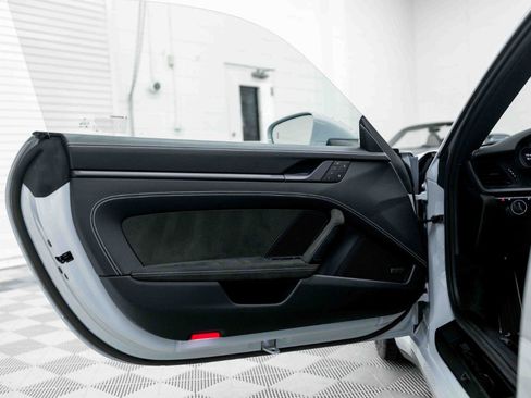 Used 2023 Porsche 911 GT3 RS image 30