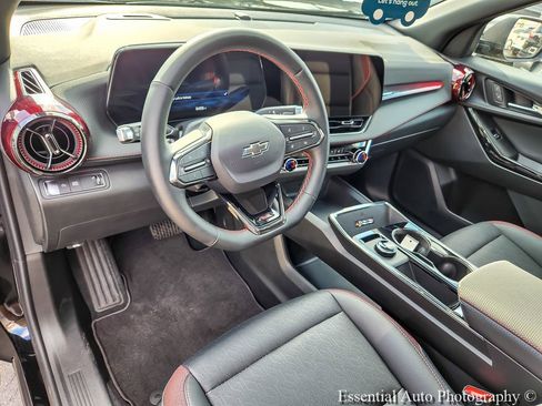 Certified 2025 Chevrolet Equinox RS image 8