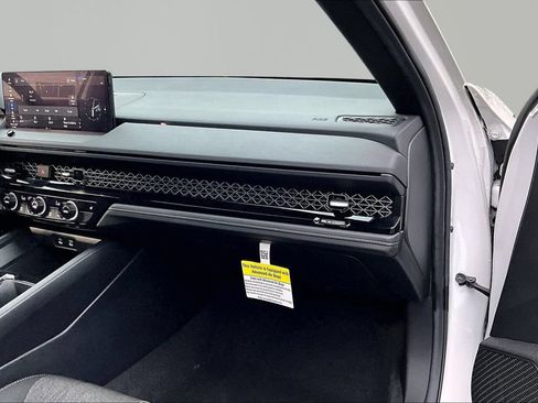 Used 2025 Honda Accord Sport image 20