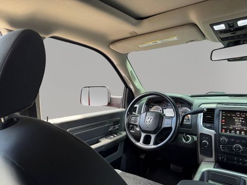 Used 2017 RAM 2500 Big Horn w/ Sport Appearance Group AWD/4WD image 30