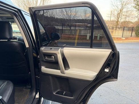 Used 2010 Toyota 4Runner SR5 image 36