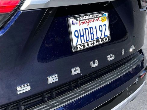 Used 2023 Toyota Sequoia Capstone image 10