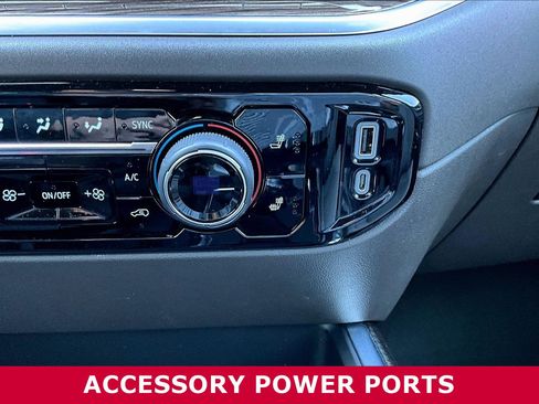 Used 2022 Chevrolet Silverado 1500 RST image 17