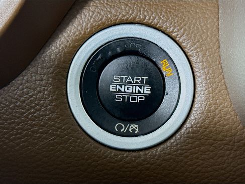 Used 2019 RAM 1500 Laramie image 21