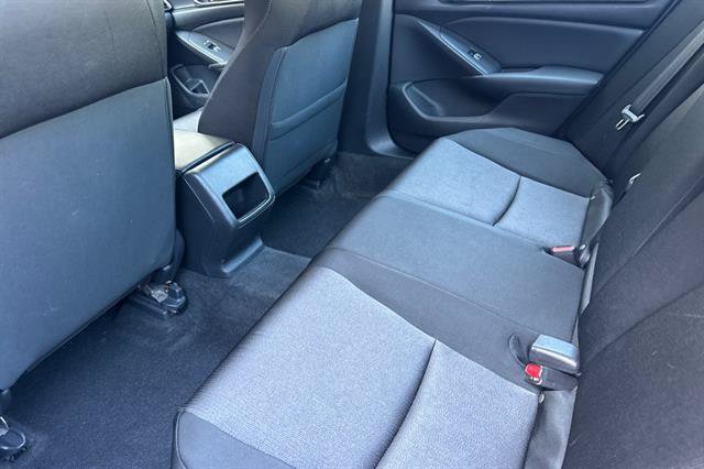 Used 2018 Honda Accord LX image 12