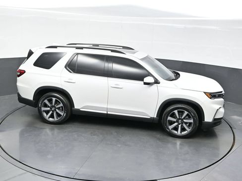 Used 2023 Honda Pilot Elite image 42