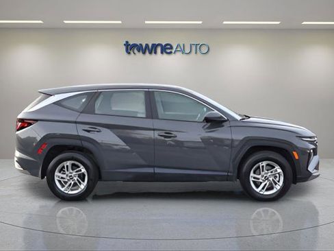 Used 2026 Hyundai Tucson SE AWD/4WD image 8