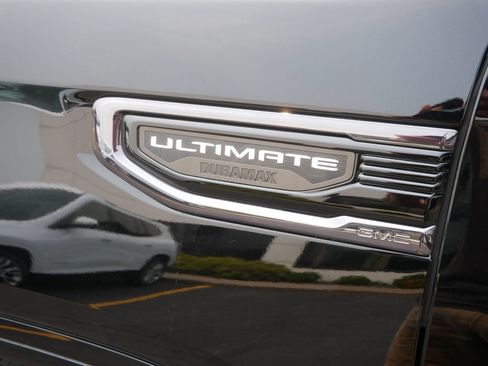 Certified 2025 GMC Sierra 1500 Denali Ultimate AWD/4WD image 12