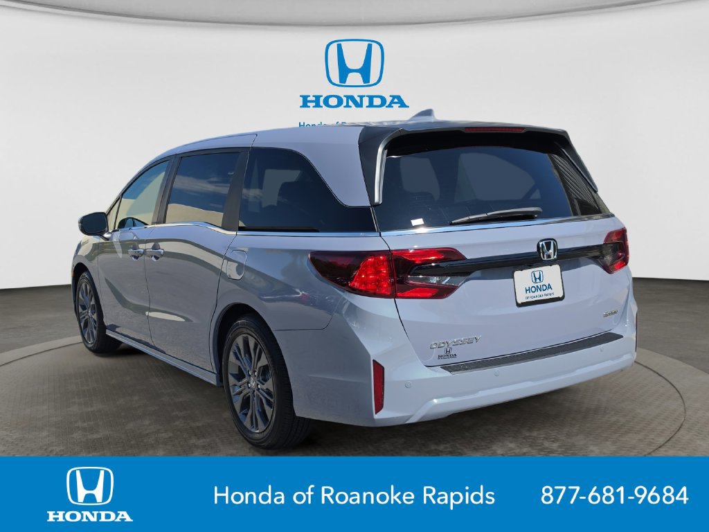 New 2027 Honda Odyssey Touring image 3