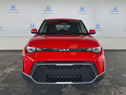 Used 2025 Kia Soul LX FWD image 29