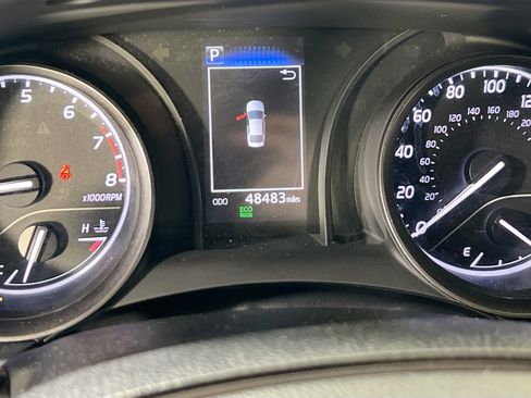 Used 2022 Toyota Camry SE image 12