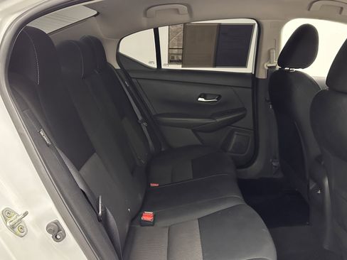 Used 2022 Nissan Sentra SV image 30