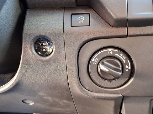 New 2026 Nissan Frontier SV w/ Tow Package image 15