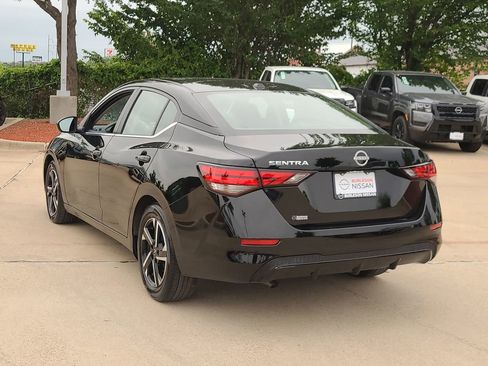 Certified 2025 Nissan Sentra SV FWD image 2