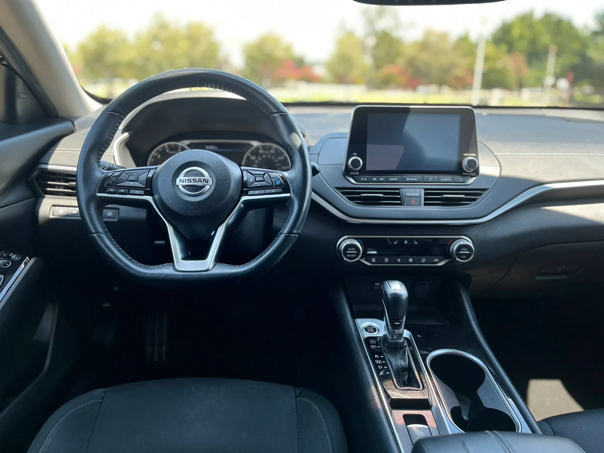 Used 2020 Nissan Altima 2.5 SV AWD/4WD image 13