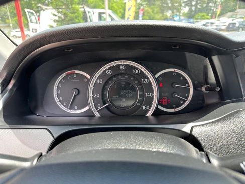 Used 2015 Honda Accord LX image 19