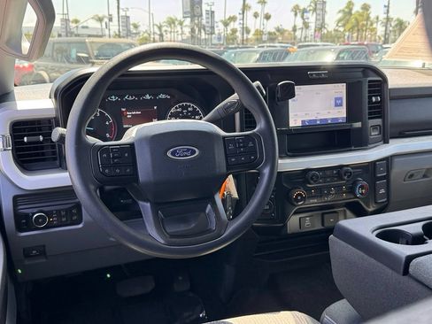 Used 2025 Ford F450 XLT w/ 360-Degree Camera Package AWD/4WD image 27