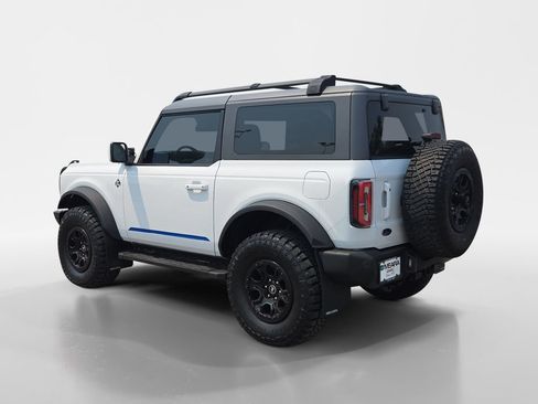 Used 2021 Ford Bronco Outer Banks w/ Sasquatch Package AWD/4WD image 3