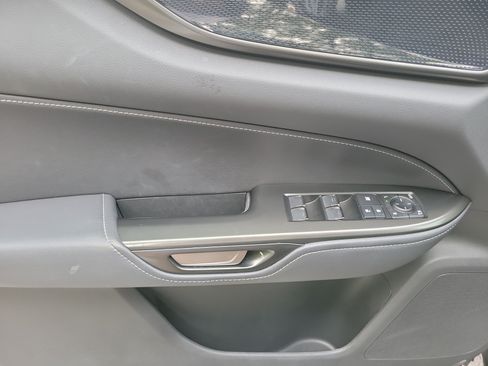 Used 2024 Lexus NX 250 FWD w/ Towing Package (2000 Lbs) image 19