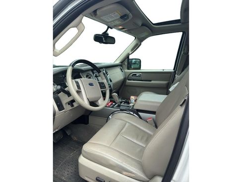 Used 2013 Ford Expedition EL Limited AWD/4WD image 2